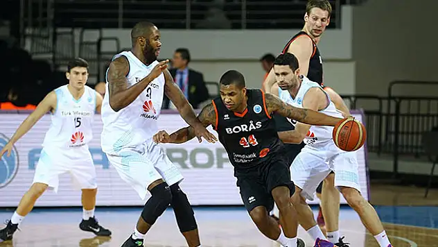 FIBA'da 8'li final Atina'da