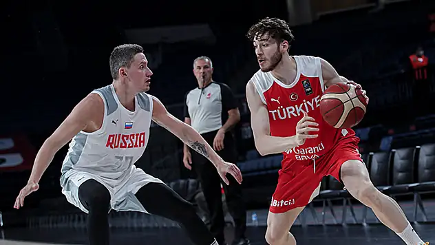FIBA, Rusya'yı men etti!
