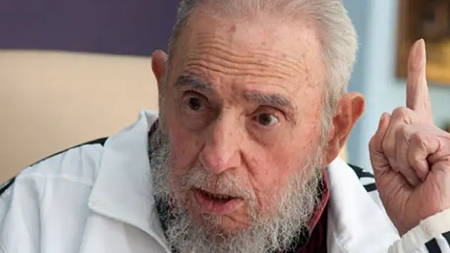 Fidel Castro öldü