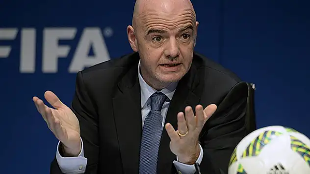 FIFA ve UEFA'dan rest!