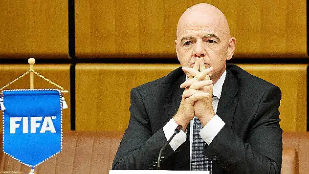 FIFA ve UEFA, Rusya'yı askıya aldı! 