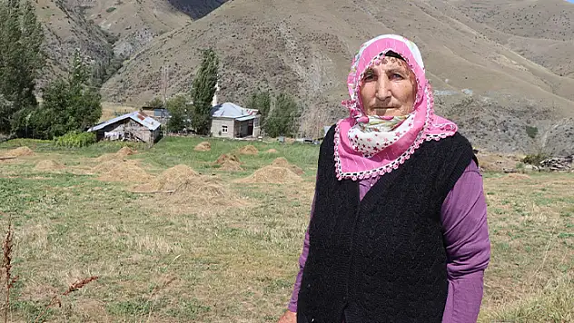 Fikriye Nine 72 yaşında köyüne muhtar oldu
