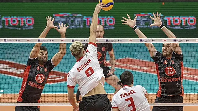 File'de Avrupa maçları ertelendi