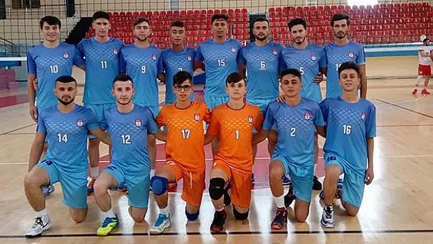 Filede çifte galibiyet