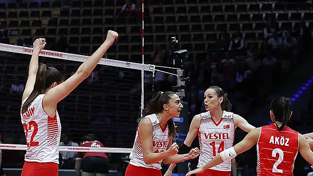 'Filenin Sultanları' FIVB Dünya Kadınlar Voleybol Şampiyonası'nda çeyrek finale yükseldi
