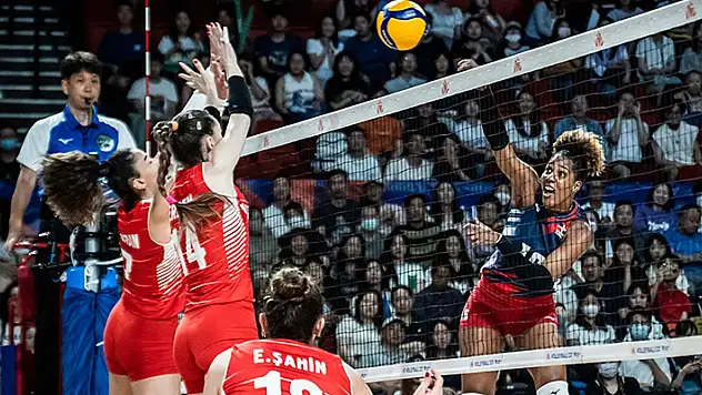 'Filenin Sultanları', FIVB Milletler Ligi'nde iki hafta sonunda 3. sırada yer aldı
