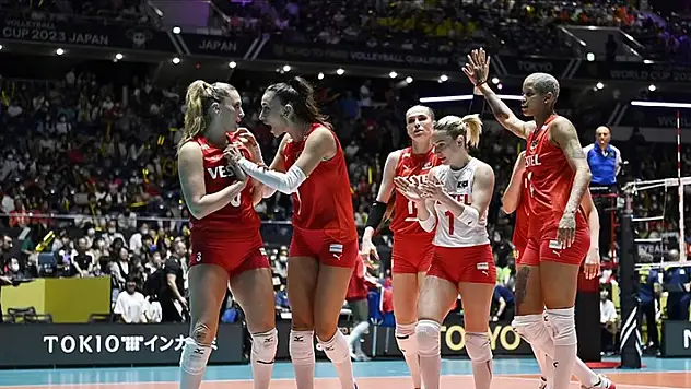 Filenin Sultanları'nın Paris 2024 kotası için son bir galibiyeti kaldı
