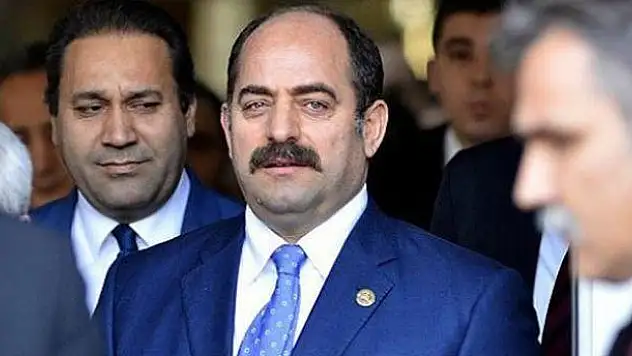 Firari savcılar için kırmızı bülten talebi