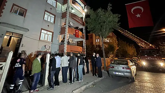Fırat Kalkanı Harekat Bölgesi'nde 2 özel harekat polisi şehit 
