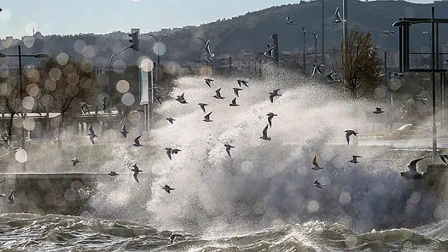 Fırtına, sağanak, kar...Meteoroloji'den 4 kente sarı uyarı
