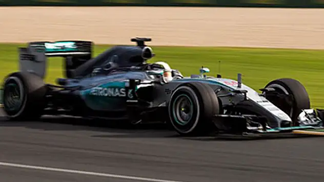 Formula 1'de ilk cep Hamilton'ın