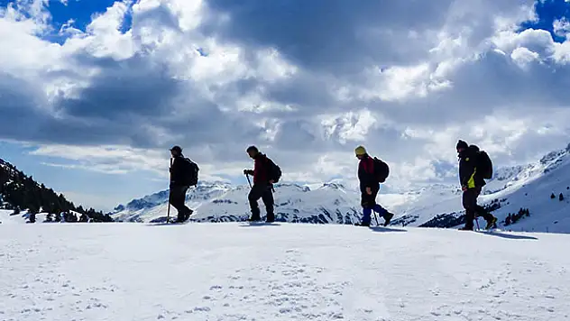 Fotoğraf tutkunlarının gözdesi Küpe Dağları