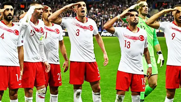 Fransa'da EURO 2020 kapısını araladık!