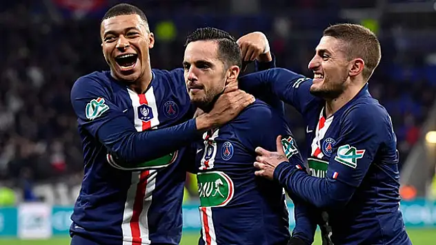 Fransa'da, PSG şampiyon