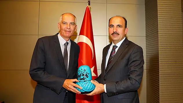 Fransa'nın Ankara Büyükelçisi Magro ve Başkan Altay'i ziyaret etti
