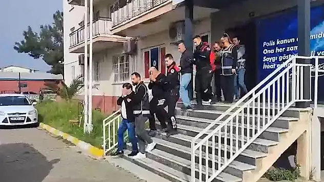 Fuhuş operasyonunda 4 tutuklama yakalanmamak için 'limon' parolasıyla haberleşmişler
