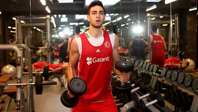 Furkan Korkmaz Philadelphia 76'ers tarafından draft edildi