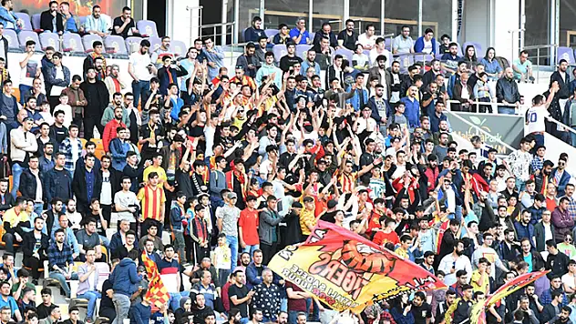 Futbol liglerinde deplasman seyircisi yasağı kaldırıldı
