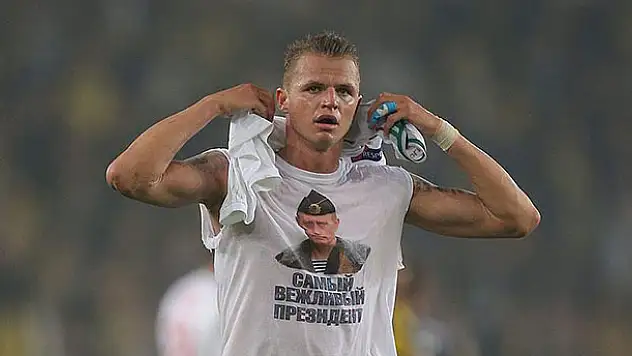 Futbolcu Tarasov'a kulüp tarihinin en yüksek para cezasının verildiği iddiası