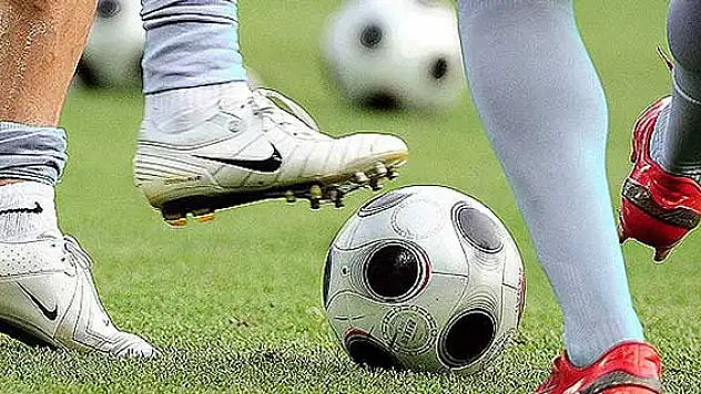 Futbolda antrenör eğitmeni kursu başladı