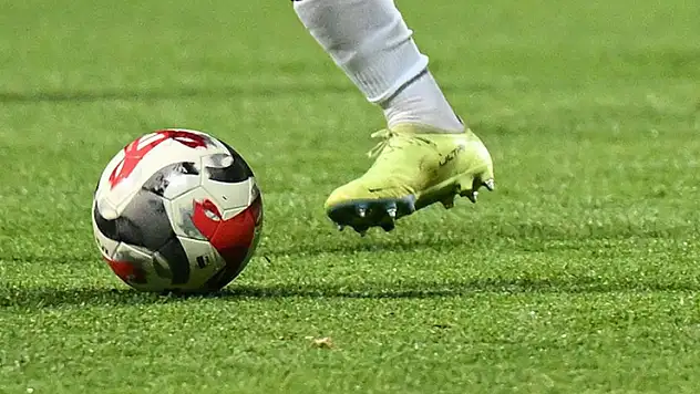 Futbolda heyecan sürüyor! İşte haftanın maçları