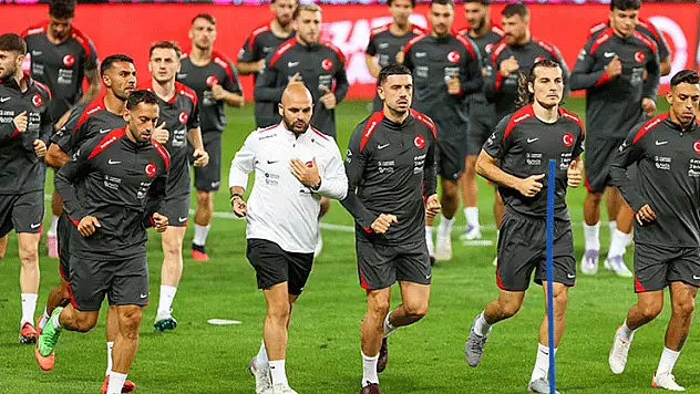 Futbolda milli heyecan başlıyor