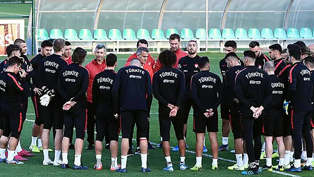 Futbolda milli mesai başlıyor