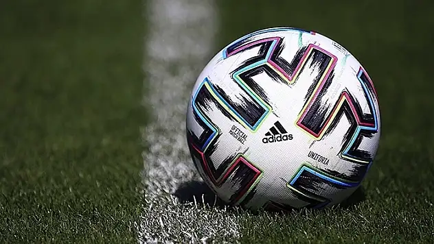Futbolda, yaz transfer dönemi yarın başlıyor
