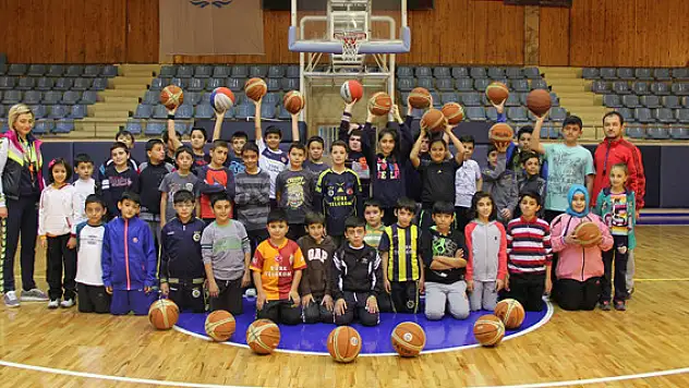 Futboldan sonra basketbol 