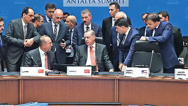 G-20'de oturma düzeni netleşti
