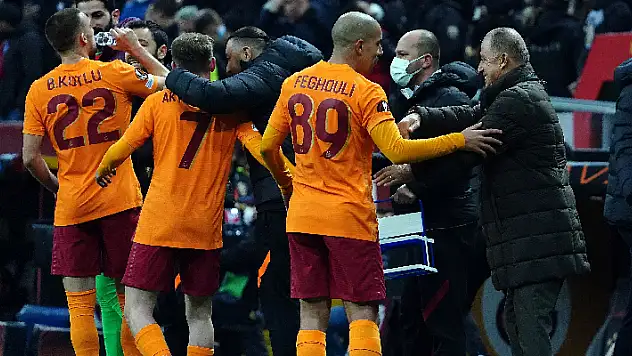 Galatasaray, Altay sınavında 