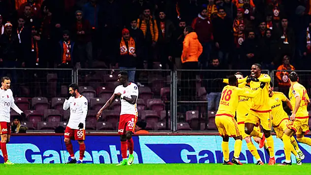 Galatasaray Arena'da yıkıldı!