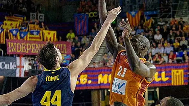 Galatasaray Barcelona'ya yenildi