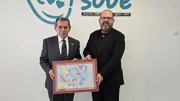 Galatasaray Başkanı Dursun Özbek'ten SOBE Vakfı'na anlamlı ziyaret