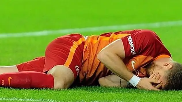 Galatasaray'da deprem! Yıldız isim sezonu kapattı