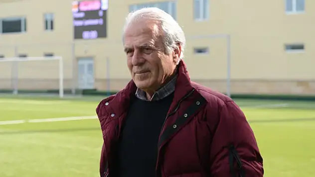 Galatasaray'da Mustafa Denizli çok yakın