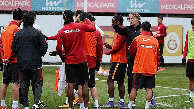 Galatasaray'da Riekerink işbaşı yaptı