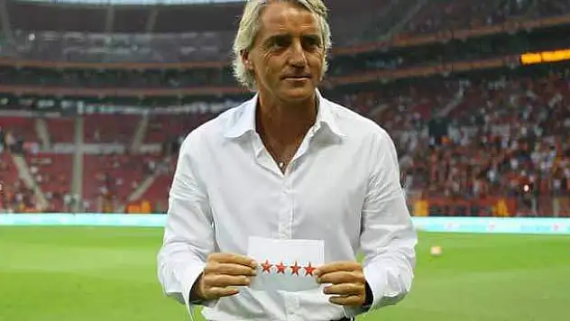 Galatasaray'dan Fenerbahçe'ye 4 yıldızlı gönderme