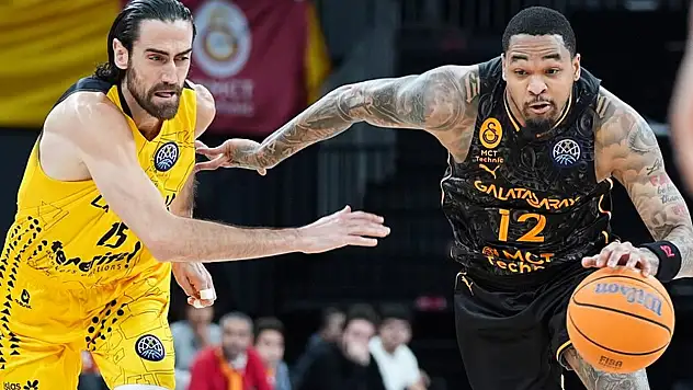 Galatasaray, Dörtlü Final için parkede