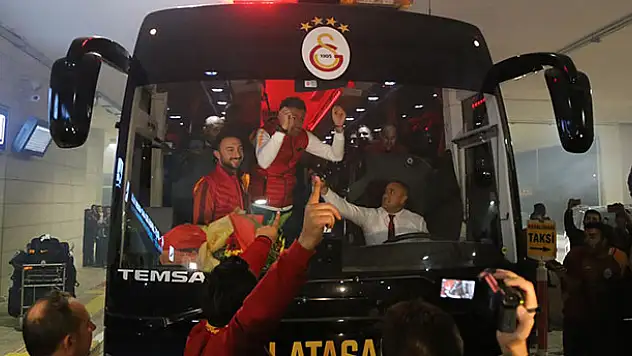Galatasaray kafilesi Konya'da
