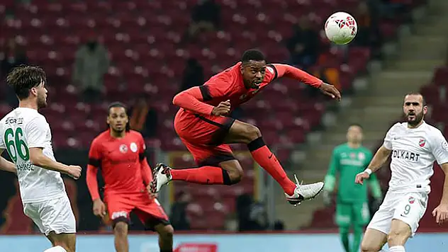 Galatasaray kupada kayıpsız