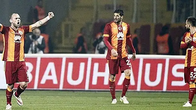 Galatasaray liderliğe yükseldi