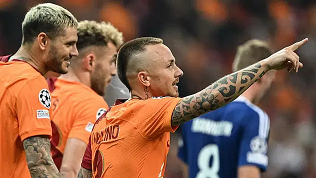 Galatasaray-Molde maçında eşine az rastlanır olay! Rakip futbolcu sosyal medyada gündem oldu