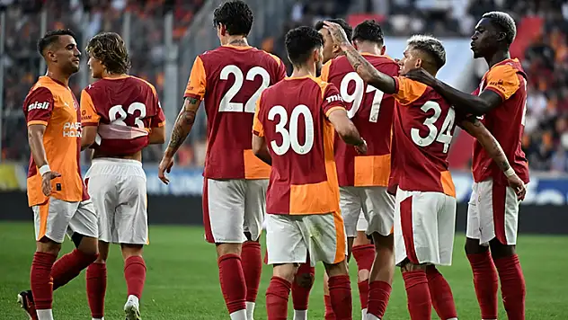 Galatasaray, üçüncü hazırlık maçında yarın Cagliari ile karşılaşacak