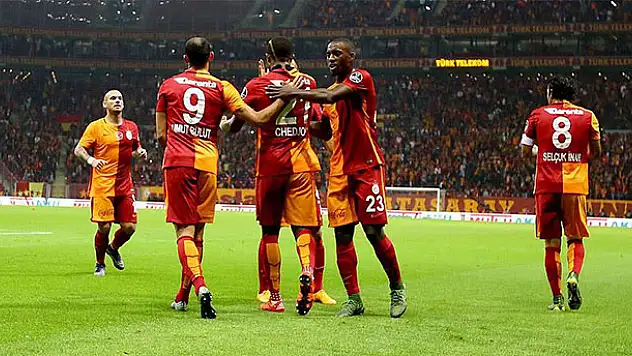 Galatasaray UEFA kadrosunu güncelledi