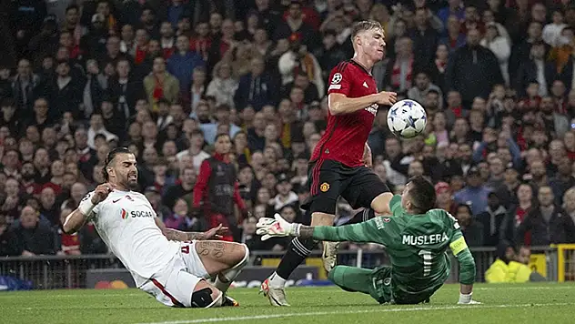 Galatasaray, UEFA Şampiyonlar Ligi'nde Manchester United'ı ağırlayacak
