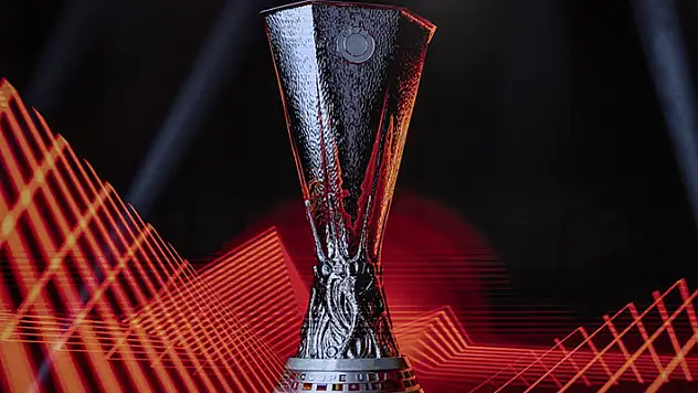 Galatasaray ve Fenerbahçe'nin UEFA Avrupa Ligi'nde rakipleri belli oldu
