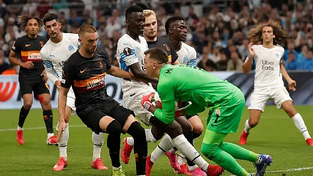 Galatasaray'a beraberlik yetiyor 
