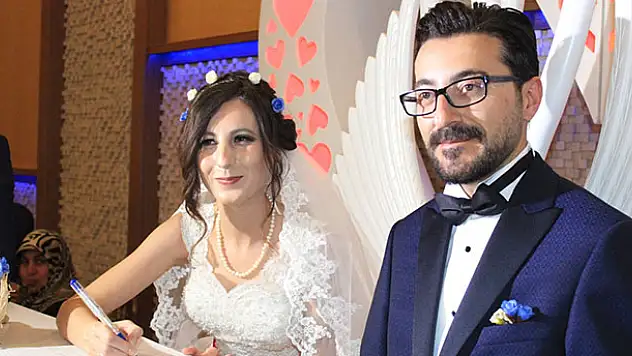 Gazeteci Abdullah Akif Solak dünya evine girdi