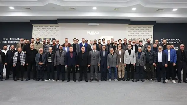 Gazeteci Yazar Şahin, MÜSİAD Konya'da  Yeni Medya ve Küresel Dönüşümü anlattı